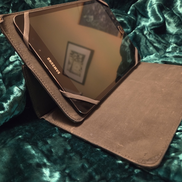 Galaxy Tab S2 8.0" 32GB (Wi-Fi) - Picture 9 of 9